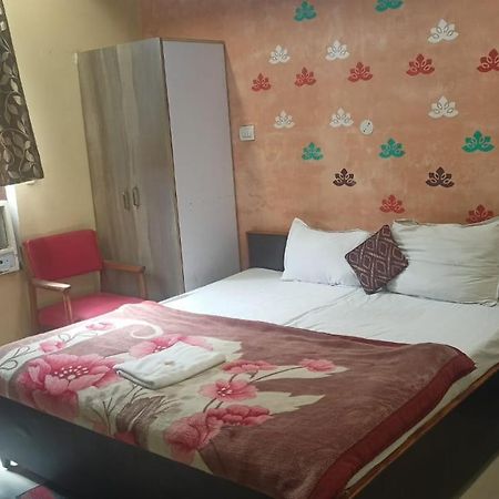 Hotel Shyam Utsav Mirzāpur Exteriör bild